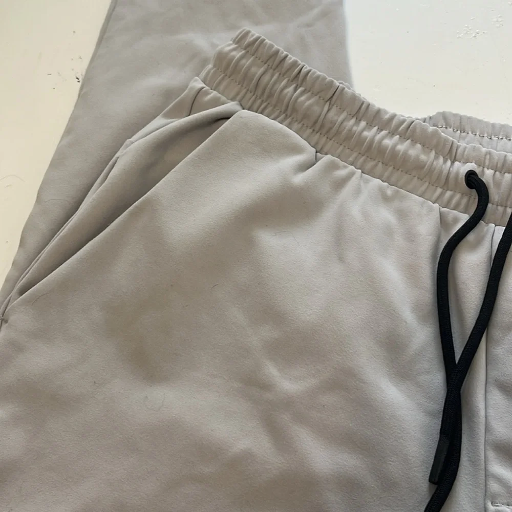 Old Navy Active Medium Tapeted Go-Dry Power Soft Coze Edition Sweatpants